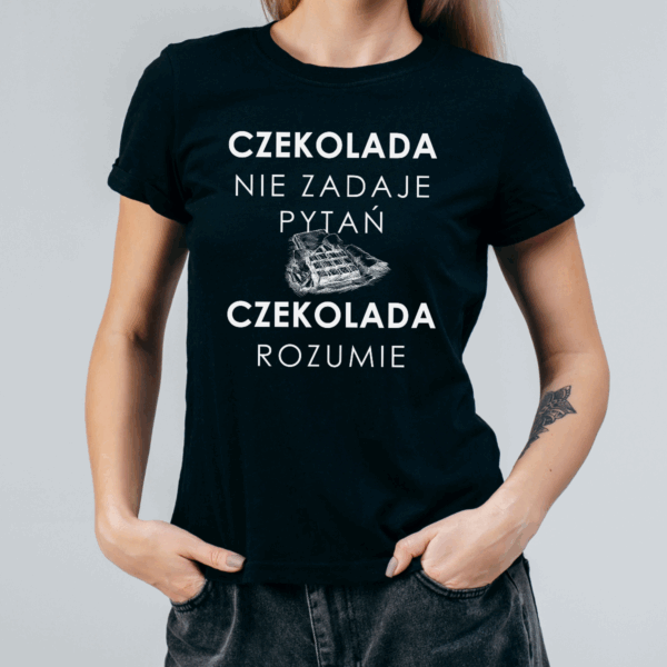 Koszulka damska Czekolada nie zadaje pytań czekolada rozumie czarna - obrazek 2